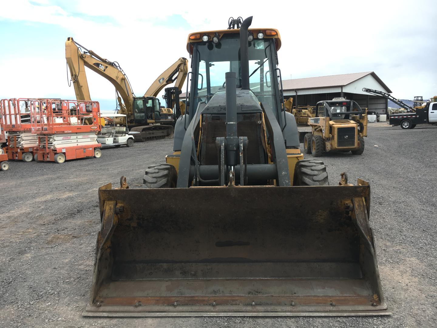 ./imagenes/INVOICE/2019/16902/RETROEXCAVADORA 410K (40).JPG